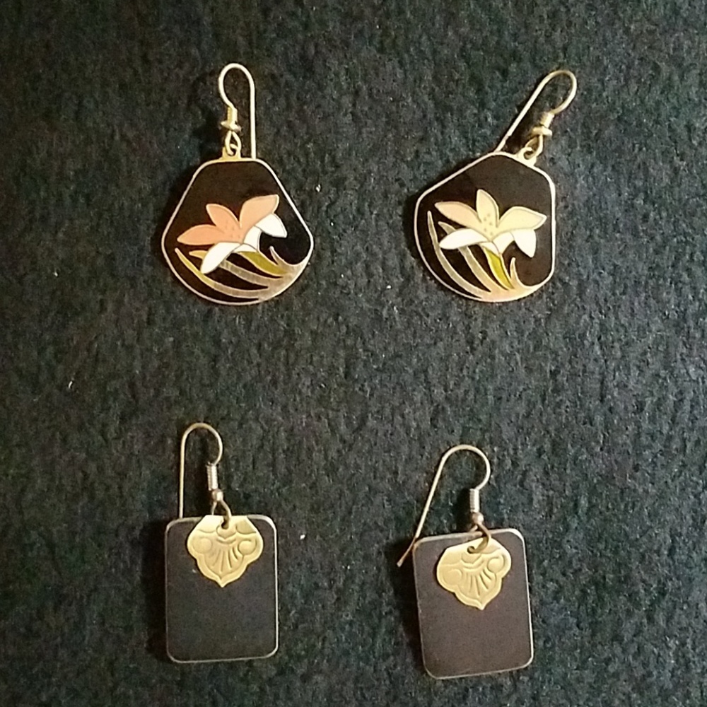 Vintage Laurel Burch "Lily" enamel earings